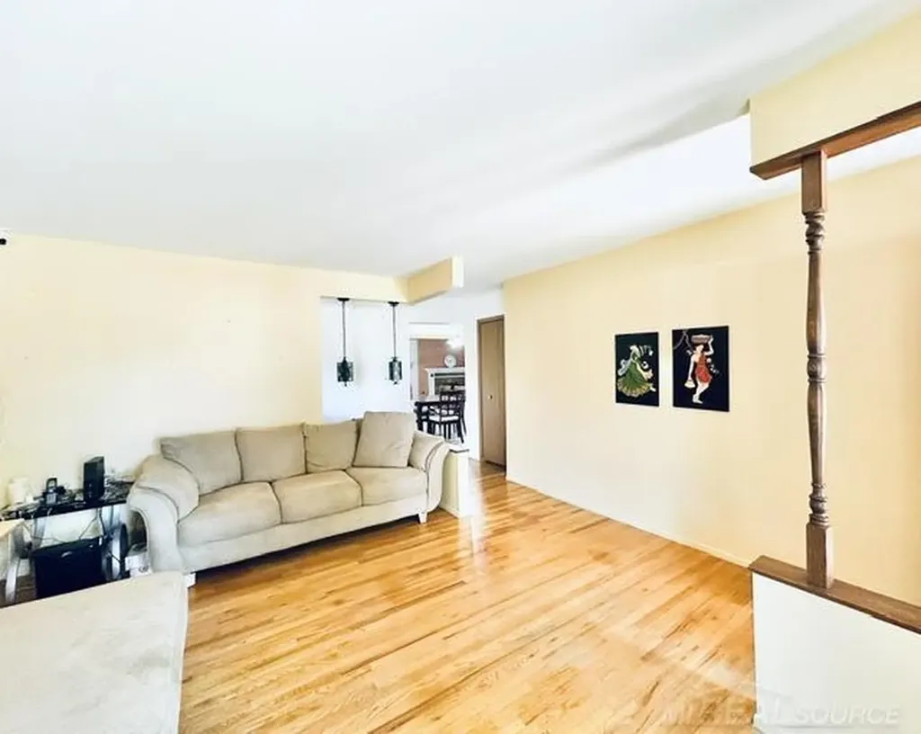 35427 Cathedral Drive Sterling Heights City MI 48312