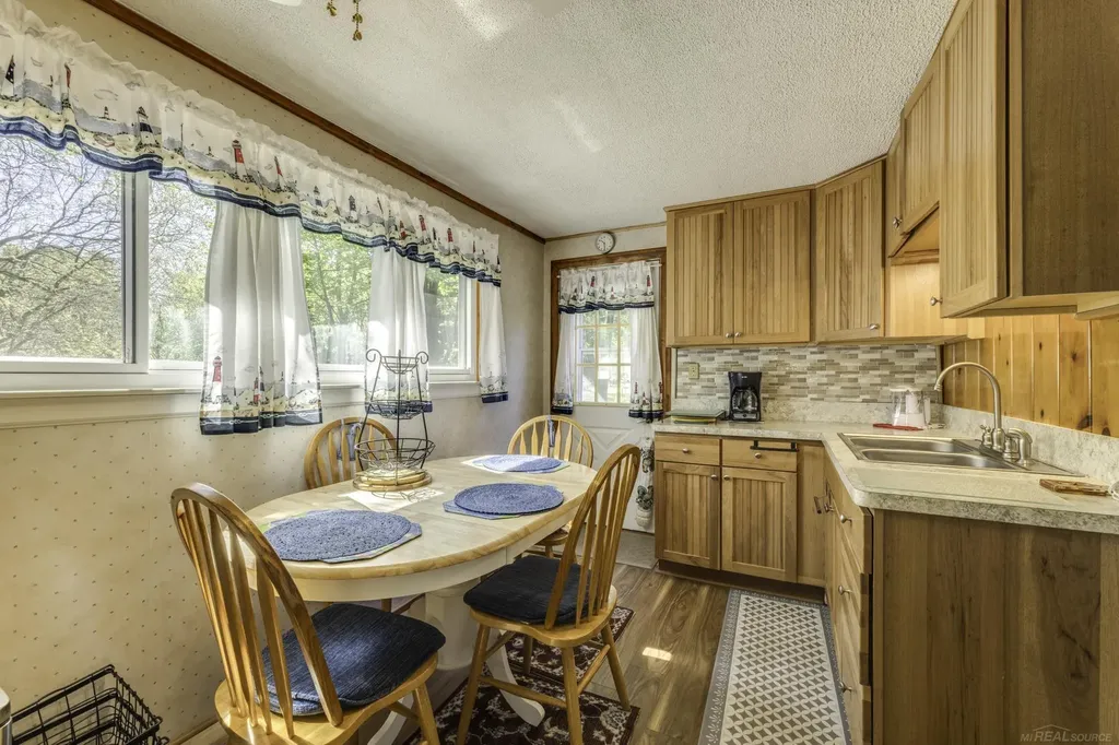 4300 N Grandview Drive Forester Township MI 48427