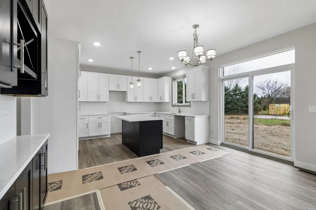45519 Gable Drive Macomb Township MI 48044