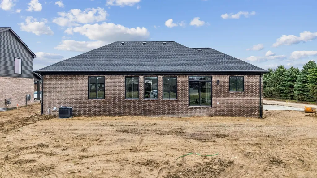 45519 Gable Drive Macomb Township MI 48044