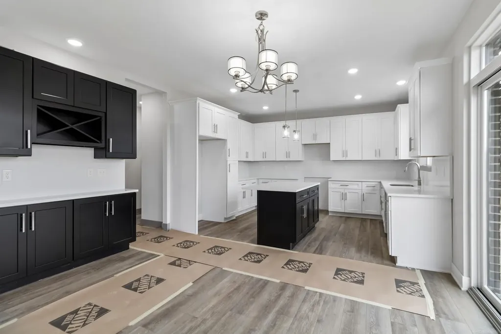 45519 Gable Drive Macomb Township MI 48044