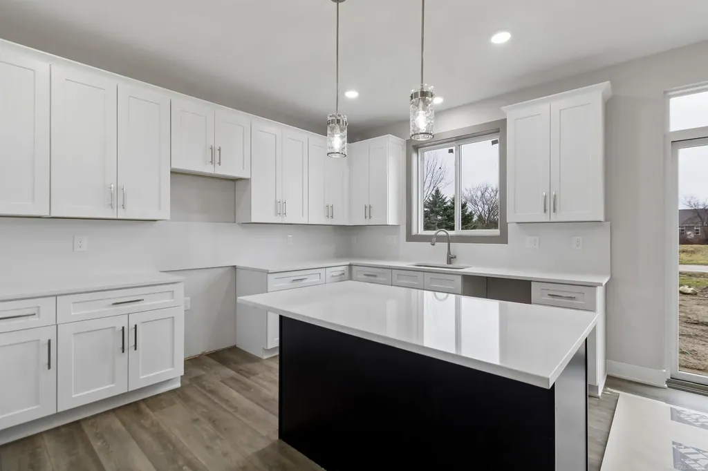45519 Gable Drive Macomb Township MI 48044