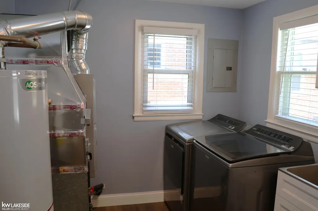24695 Trombley Street Harrison Charter Township MI 48045
