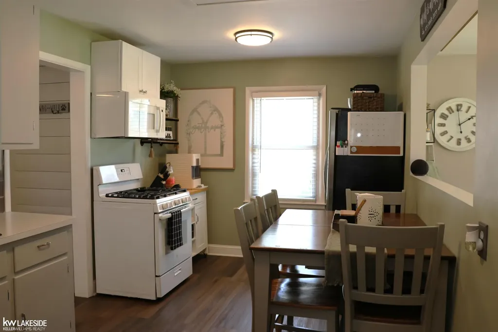 24695 Trombley Street Harrison Charter Township MI 48045