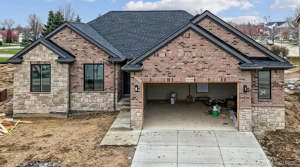 45550 Gable Drive Macomb Township MI 48044