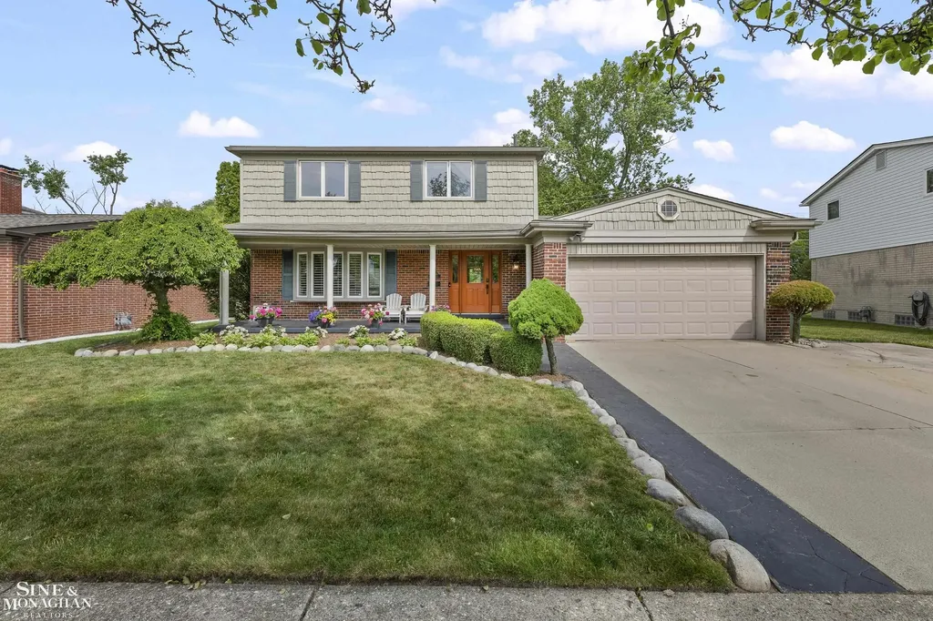 23209 Robert John Street St. Clair Shores City MI 48080