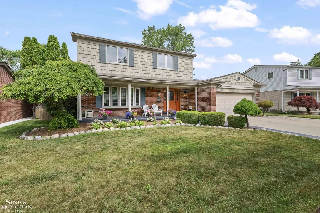 23209 Robert John Street St. Clair Shores City MI 48080