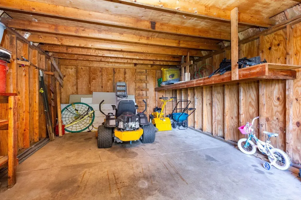 37275 31 Mile Road Richmond City MI 48062