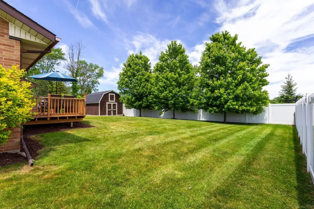 37275 31 Mile Road Richmond City MI 48062