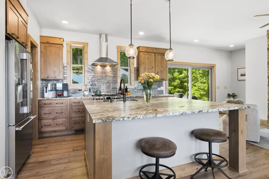 525 High Pines Trail Melrose Township MI 49712