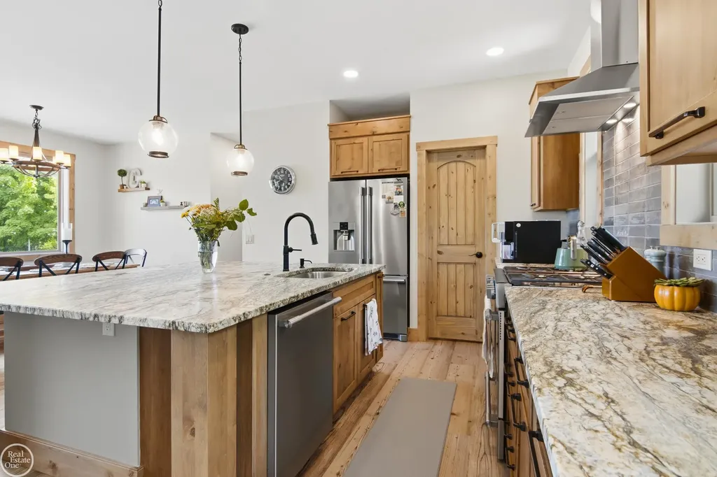 525 High Pines Trail Melrose Township MI 49712