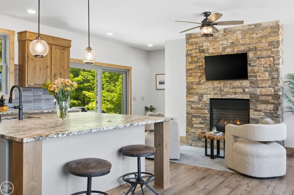 525 High Pines Trail Melrose Township MI 49712