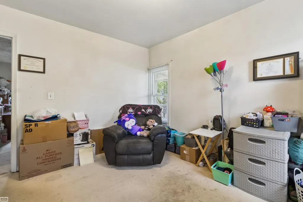27119 Blum Street Roseville City MI 48066