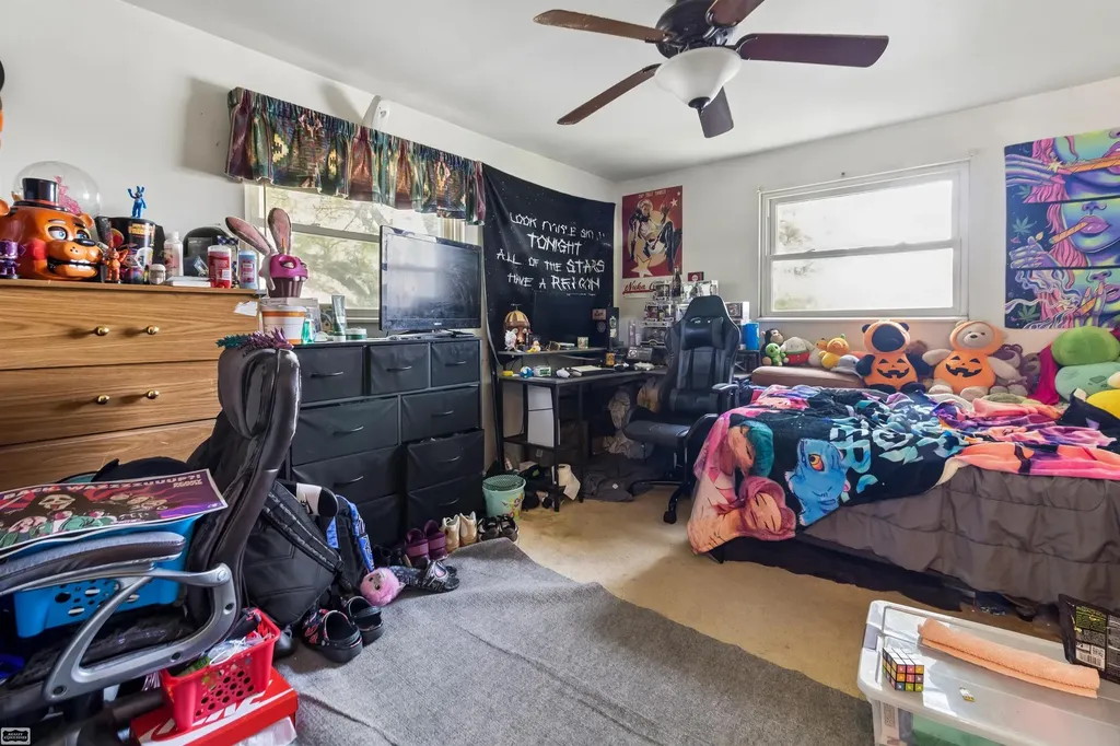 27119 Blum Street Roseville City MI 48066