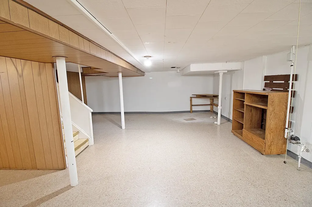 19836 Shady Lane Avenue St. Clair Shores City MI 48080