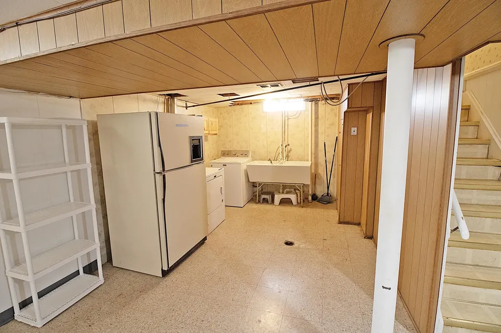 19836 Shady Lane Avenue St. Clair Shores City MI 48080