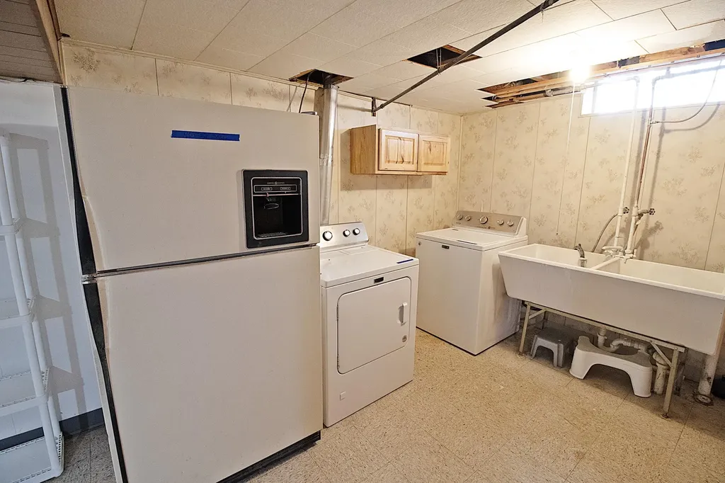 19836 Shady Lane Avenue St. Clair Shores City MI 48080