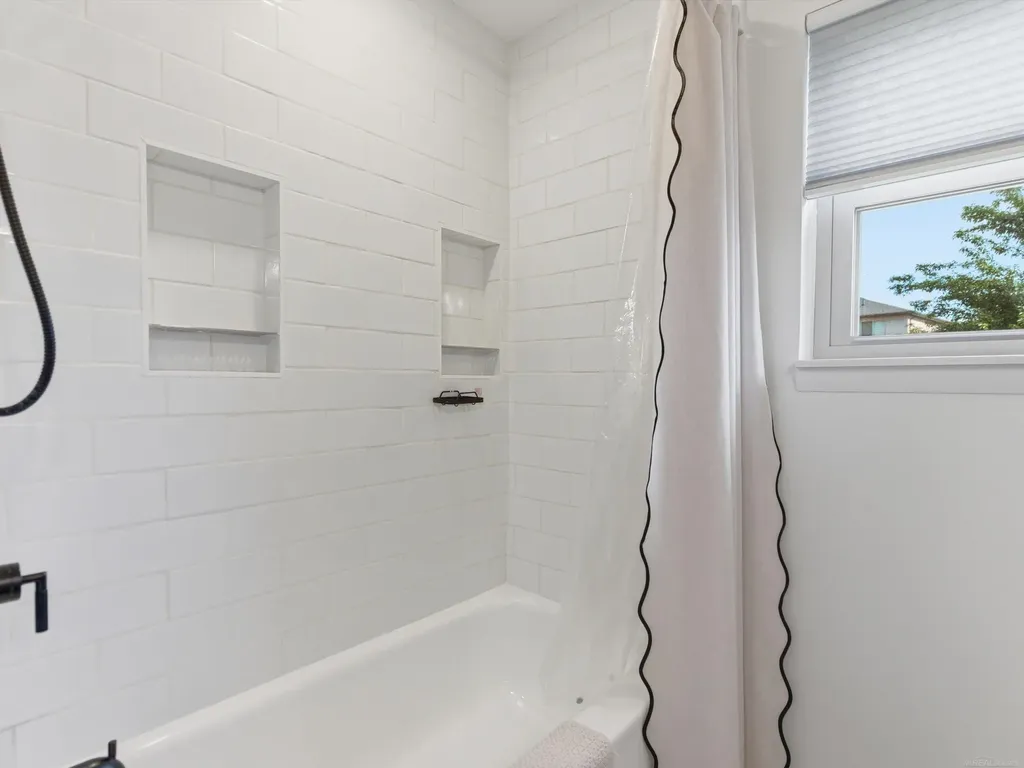 15637 Cox Street Clinton Charter Township MI 48038