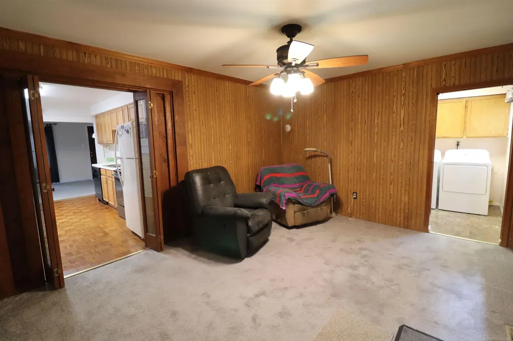 24252 Tuscany Street Eastpointe City MI 48021