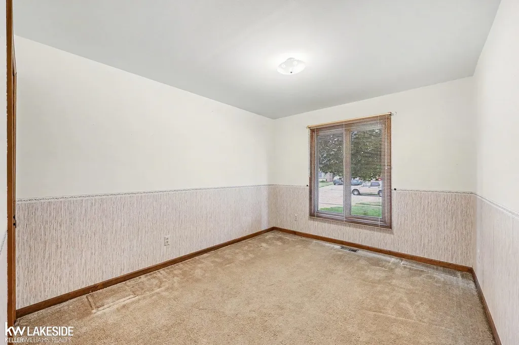 46396 Peach Grove Avenue Macomb Township MI 48044