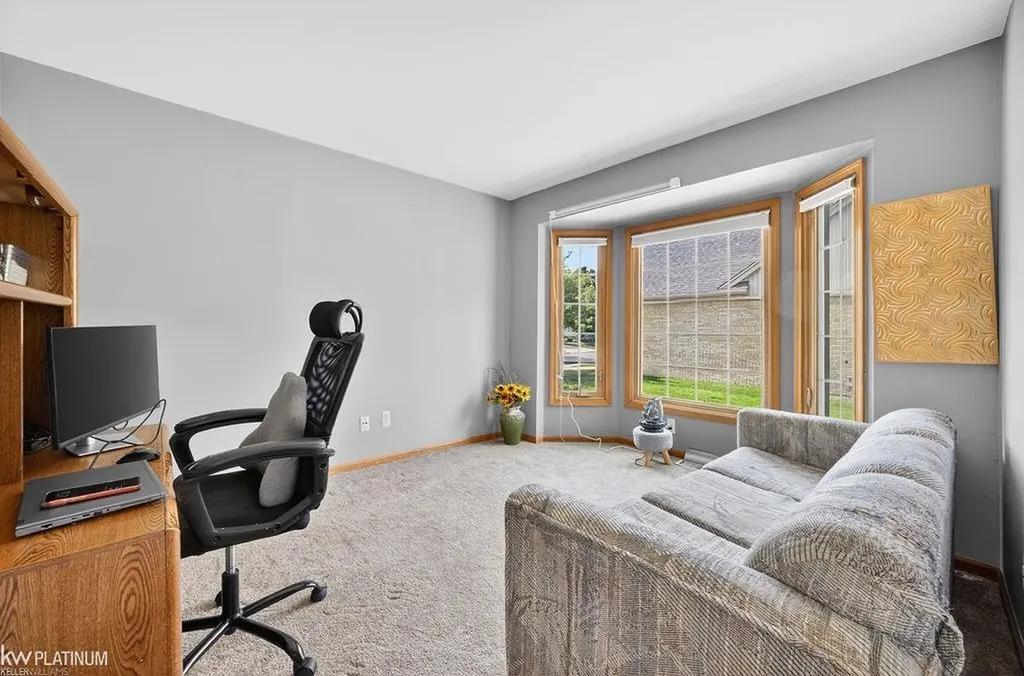 54532 Cambridge Drive Shelby Charter Township MI 48315