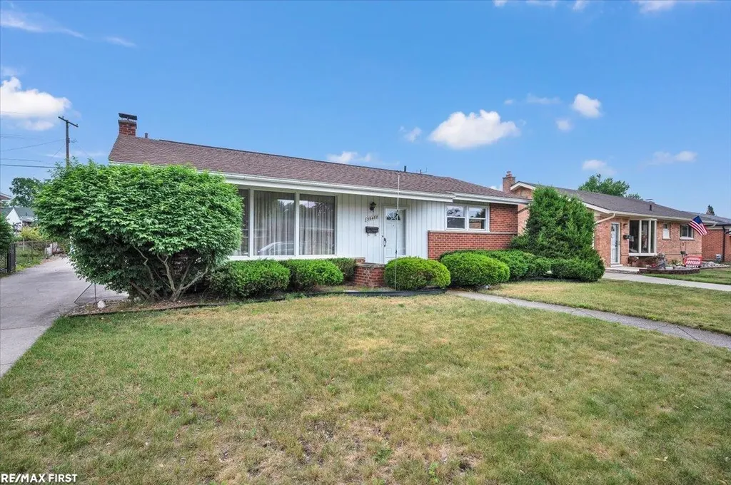 35488 Hathaway Street Livonia City MI 48150