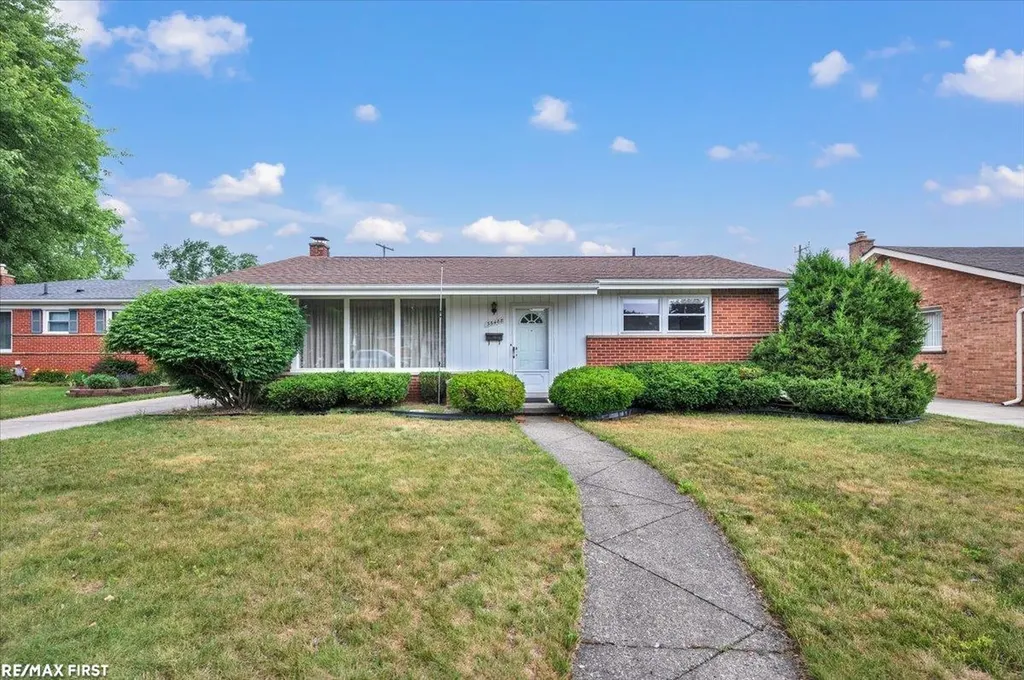 35488 Hathaway Street Livonia City MI 48150