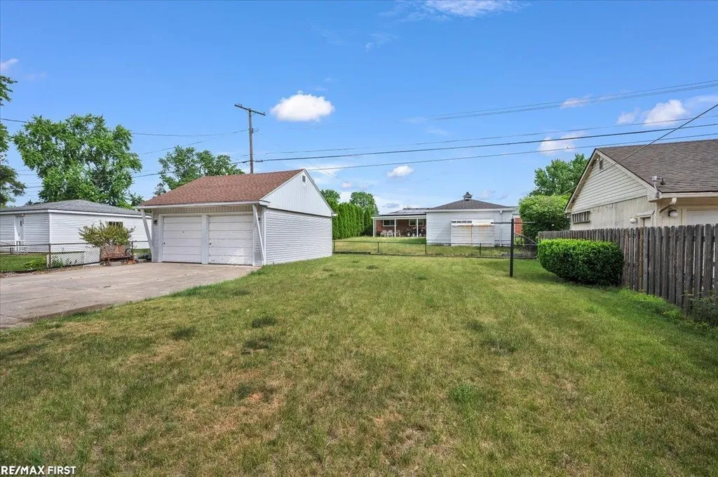 35488 Hathaway Street Livonia City MI 48150