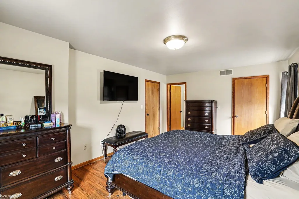 400 Hemlock Lane Marysville City MI 48040