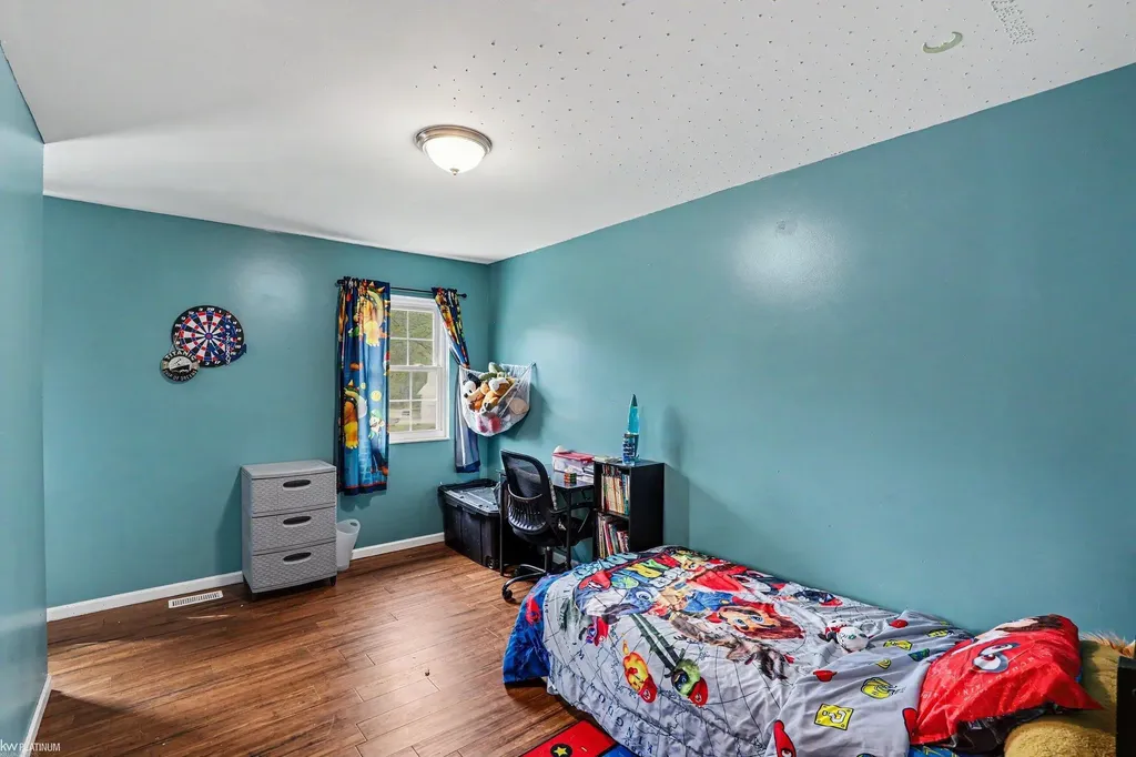 400 Hemlock Lane Marysville City MI 48040