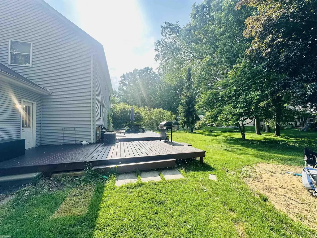 400 Hemlock Lane Marysville City MI 48040