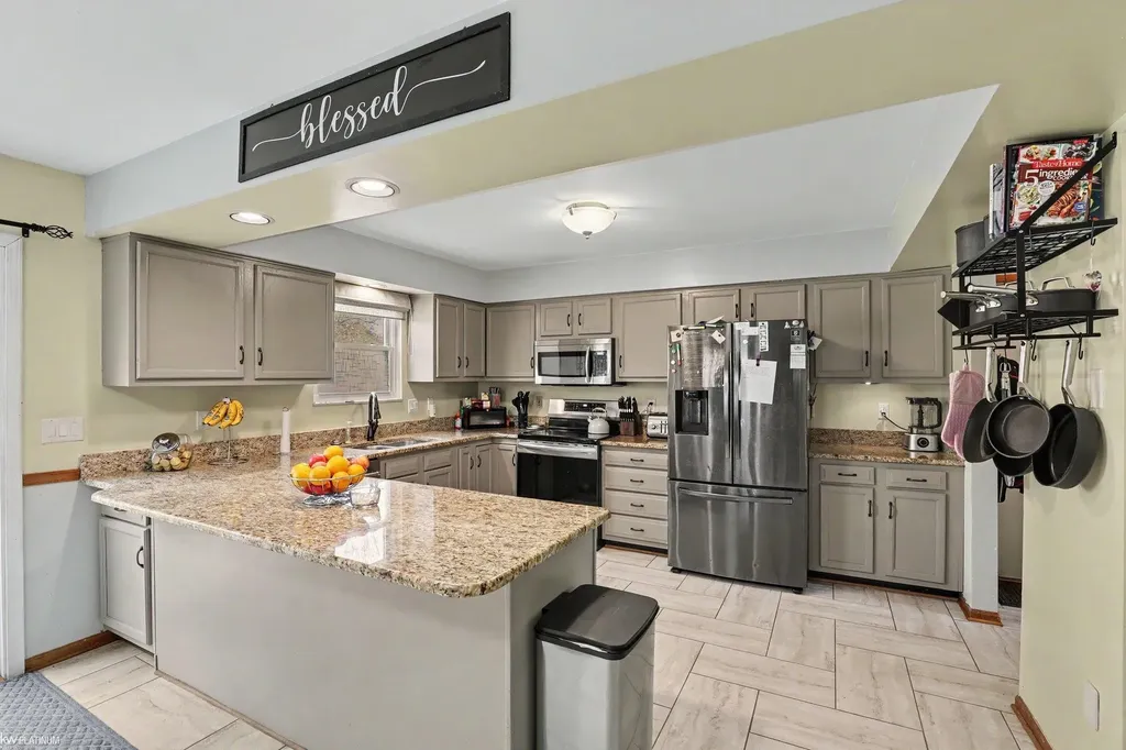 400 Hemlock Lane Marysville City MI 48040