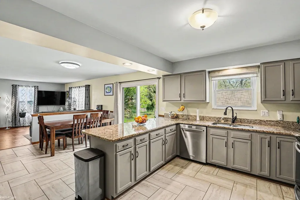 400 Hemlock Lane Marysville City MI 48040