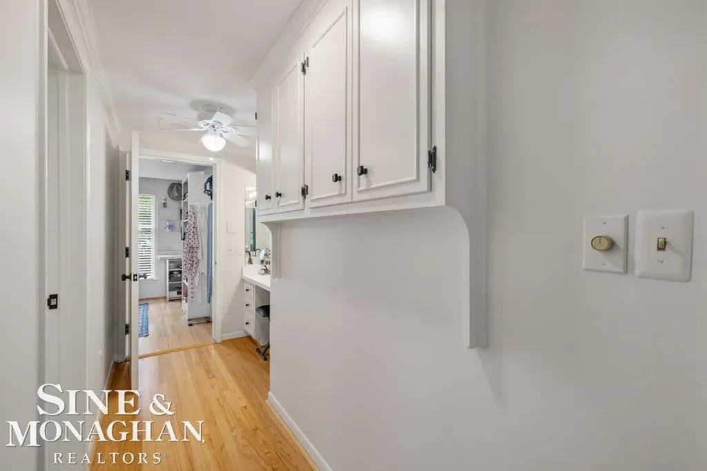 66 Colonial Road Village Of Grosse Pointe Shores City MI 48236