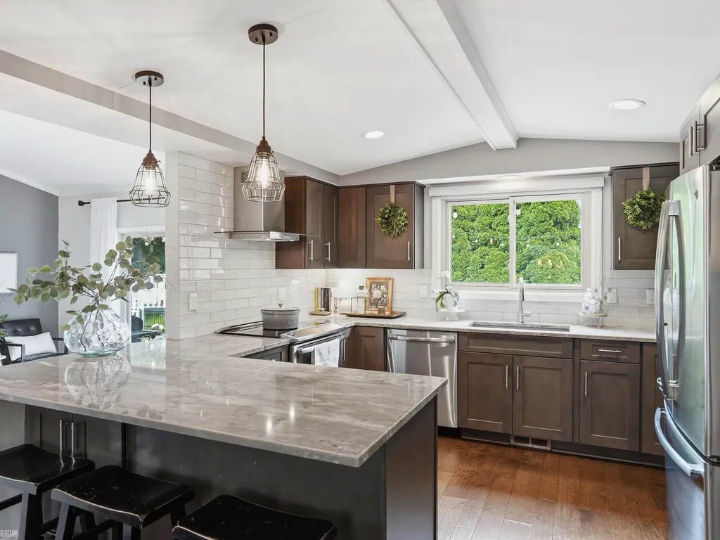 14871 Crofton Drive Shelby Charter Township MI 48315