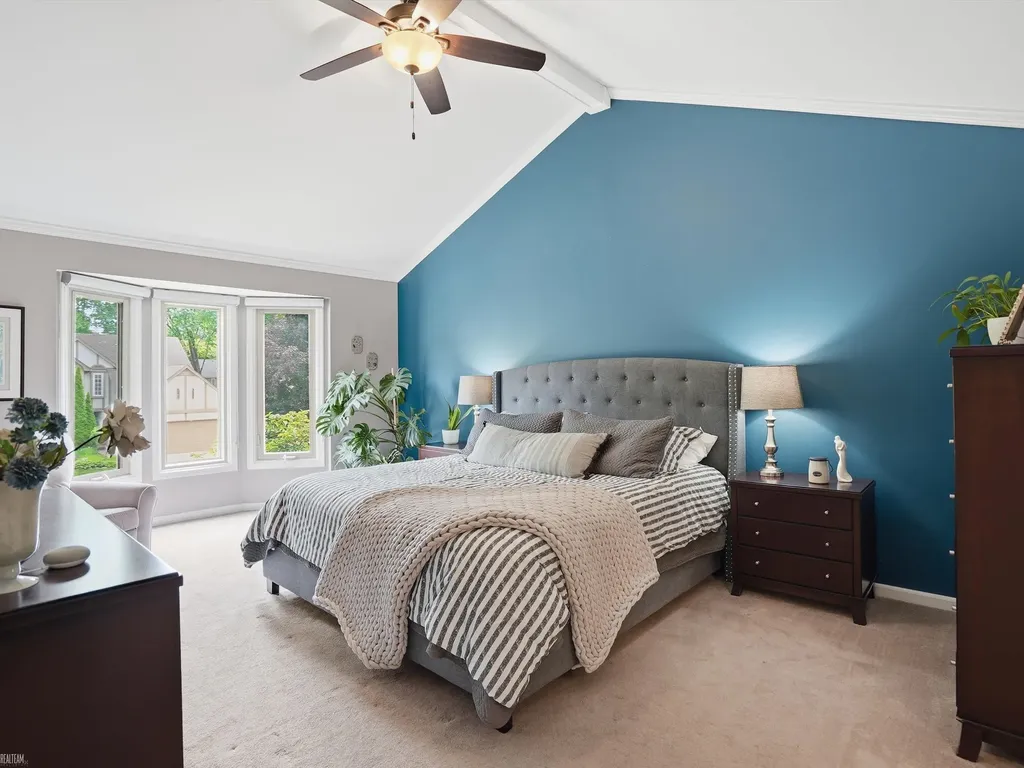 14871 Crofton Drive Shelby Charter Township MI 48315