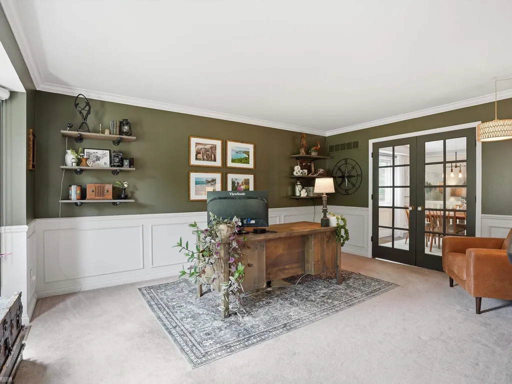 14871 Crofton Drive Shelby Charter Township MI 48315