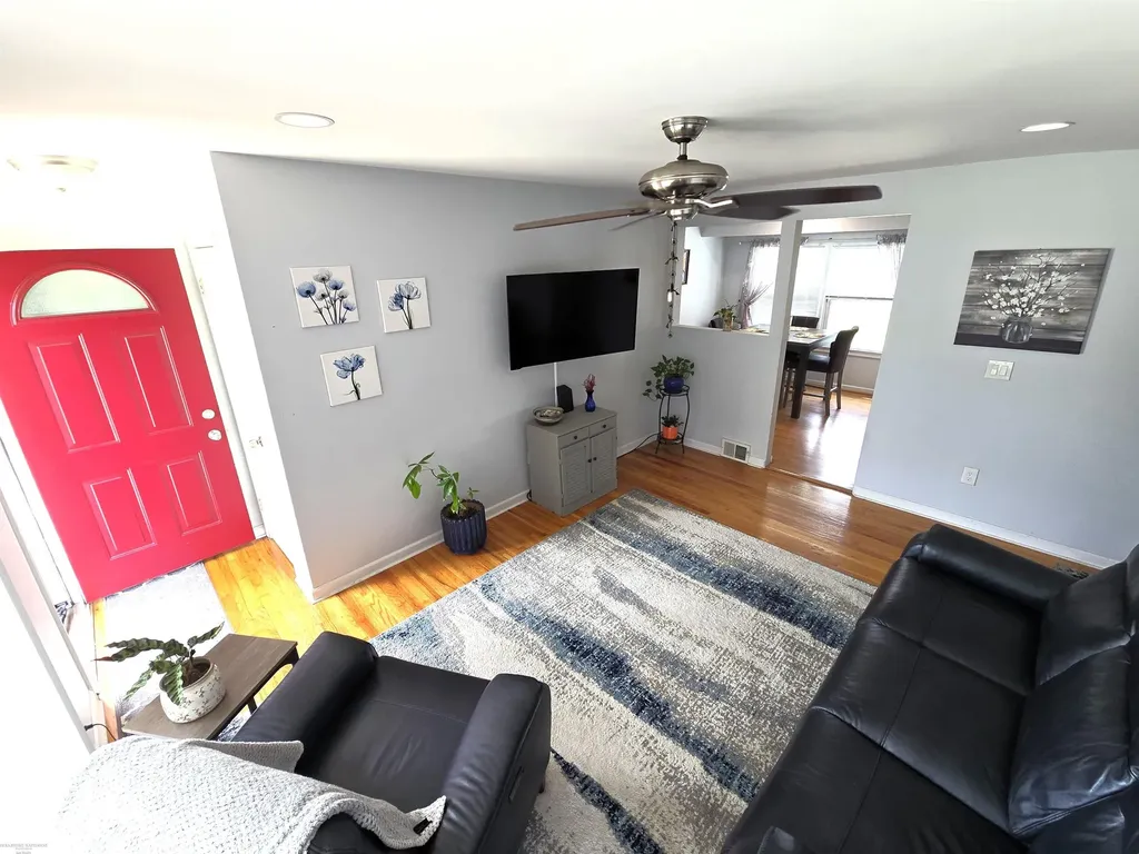 23398 Linne Drive Clinton Charter Township MI 48035