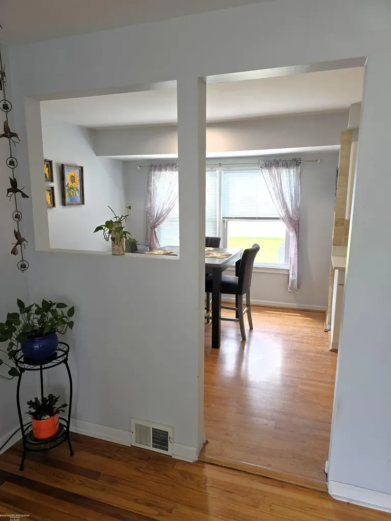 23398 Linne Drive Clinton Charter Township MI 48035