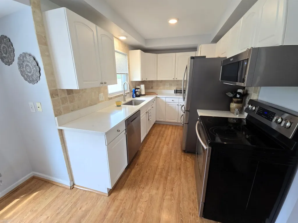 23398 Linne Drive Clinton Charter Township MI 48035