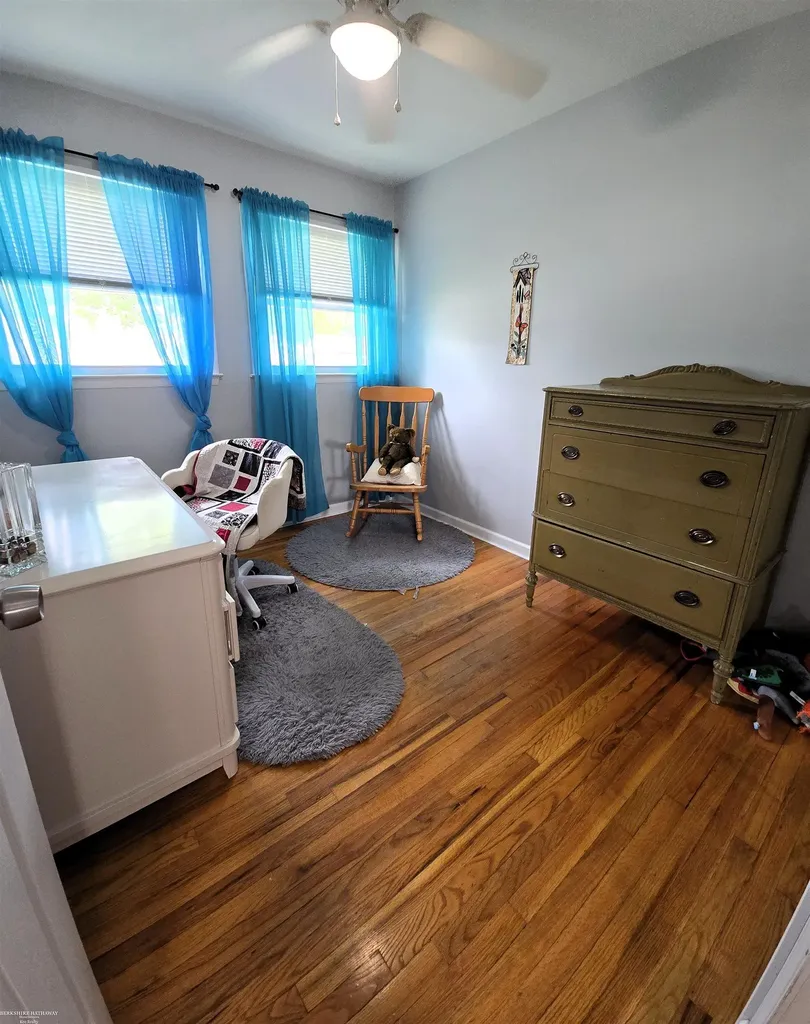 23398 Linne Drive Clinton Charter Township MI 48035