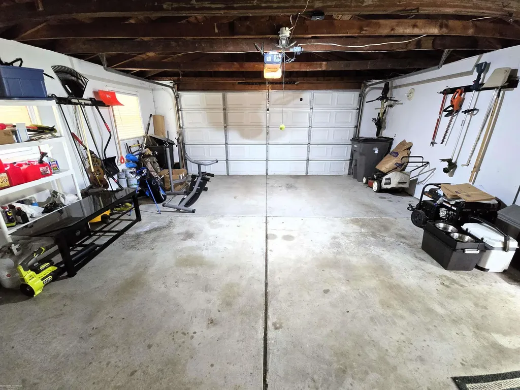 23398 Linne Drive Clinton Charter Township MI 48035