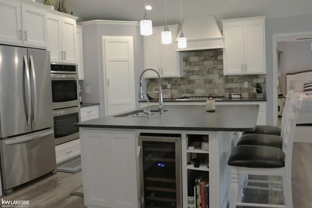 521 W River Court Gladwin Township MI 48624