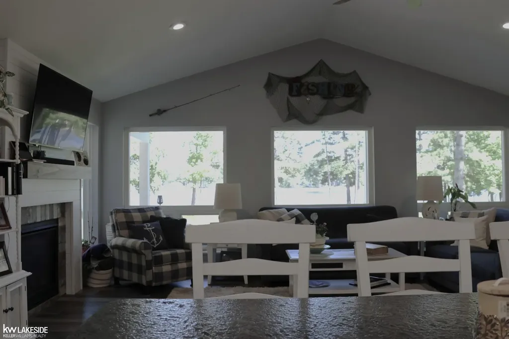 521 W River Court Gladwin Township MI 48624