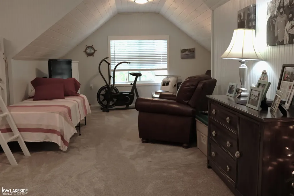 521 W River Court Gladwin Township MI 48624