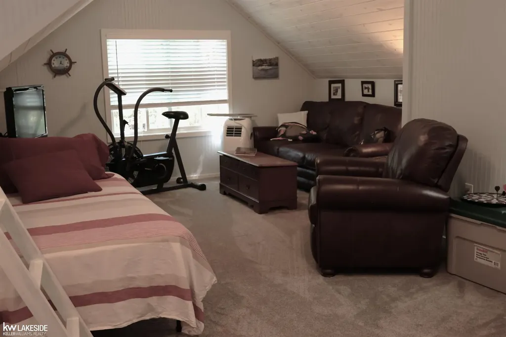 521 W River Court Gladwin Township MI 48624