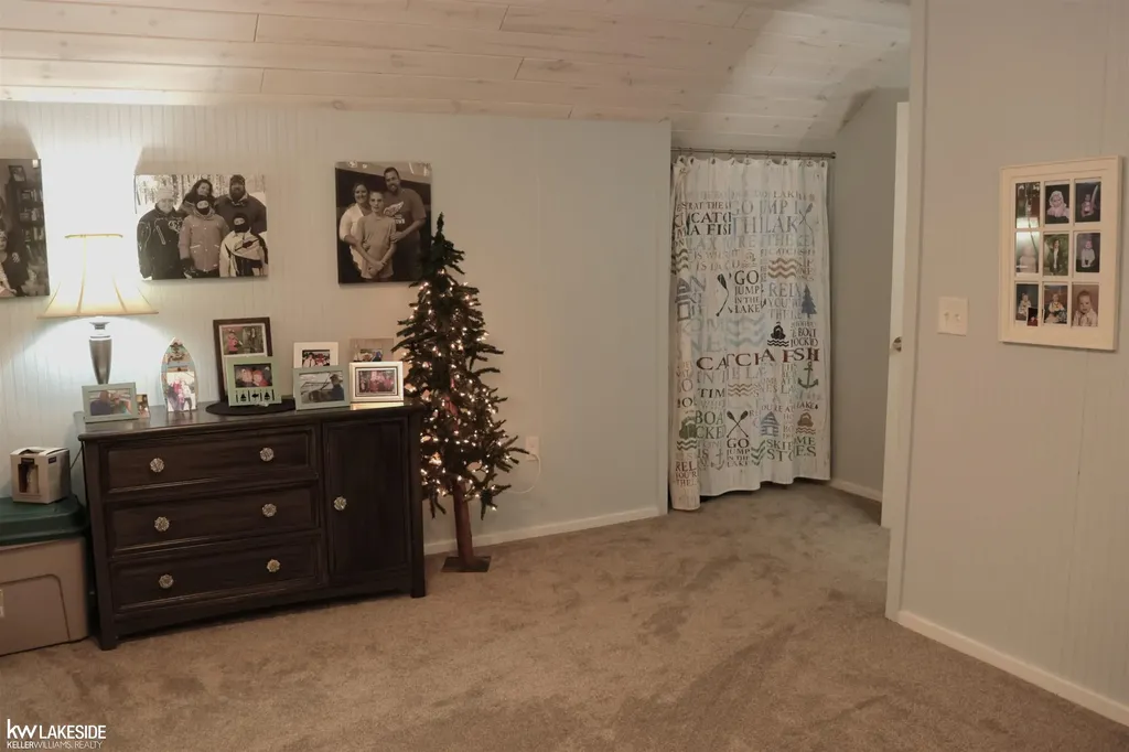 521 W River Court Gladwin Township MI 48624