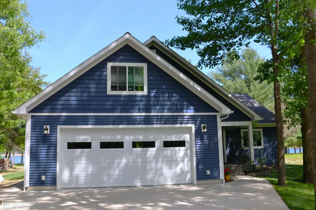 521 W River Court Gladwin Township MI 48624