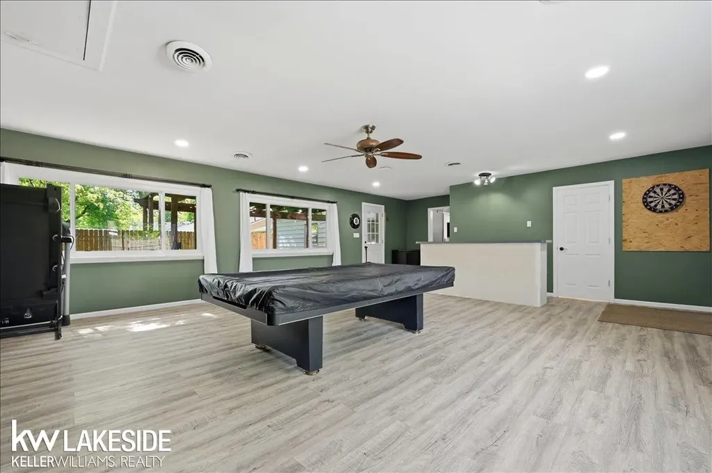 21325 Drexel Street Clinton Charter Township MI 48036