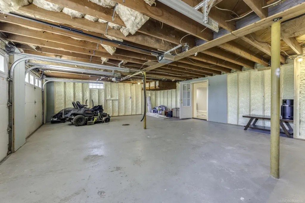 2481 N Ruth Road Bridgehampton Township MI 48427